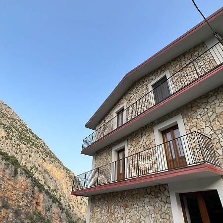 Bed and Breakfast L'Oasi Del Raganello à Civita Extérieur photo