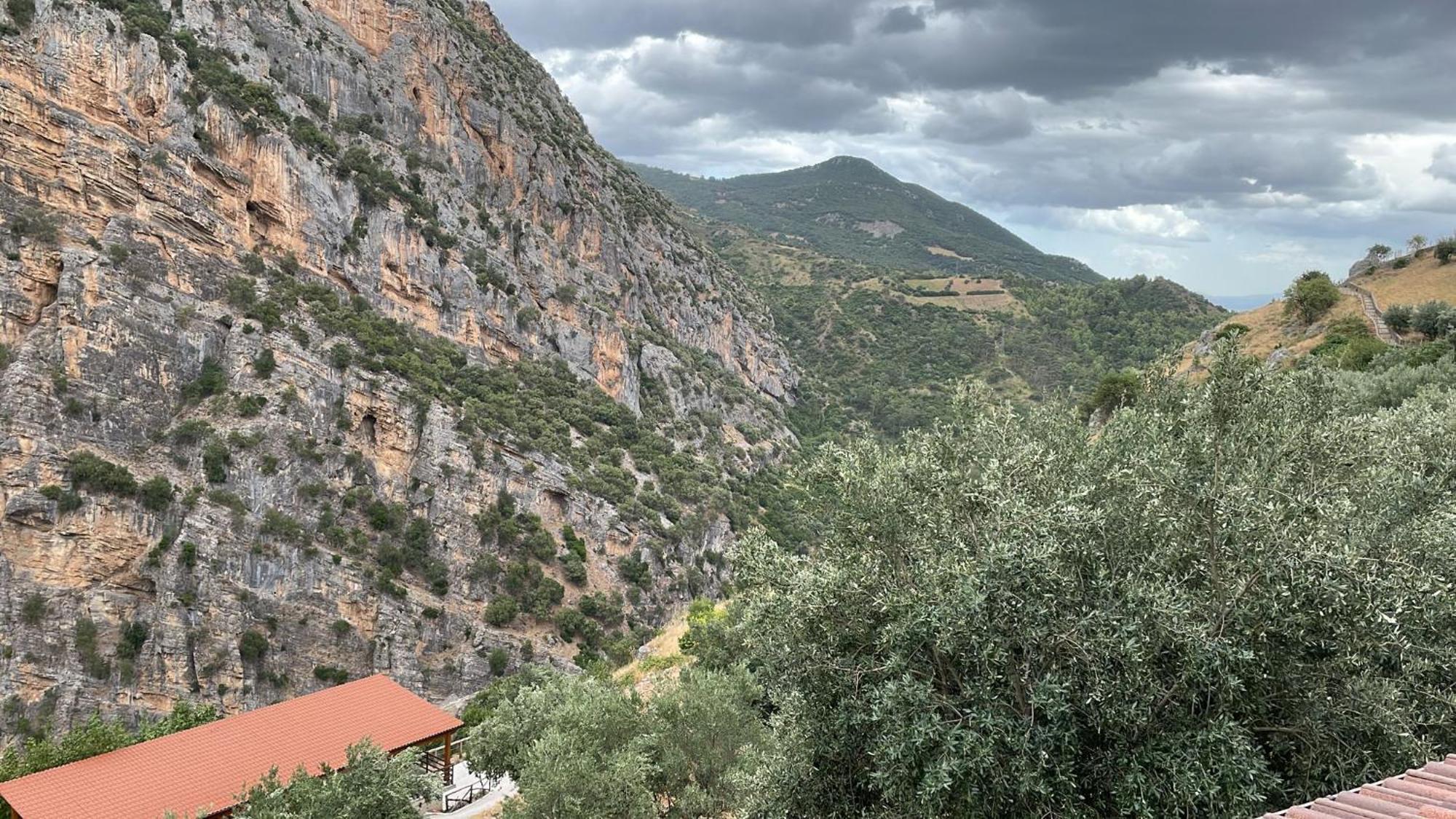Bed and Breakfast L'Oasi Del Raganello à Civita Extérieur photo